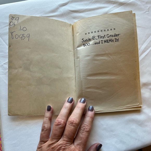 Julie B. First Grader Barbara Park six box set. - Picture 13 of 14